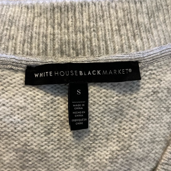 🆕 NWOT WHBM Embellished V-Neck Tunic Sweater - Picture 5 of 8